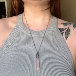 Elegant Rose Quartz Pendant Necklace